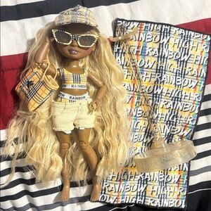 Rainbow High Pacific Coast Harper Dune